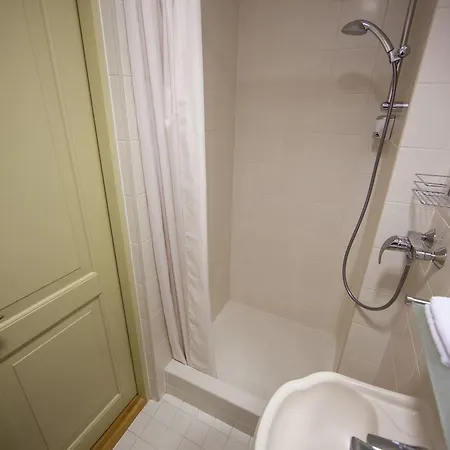 Aasa Kuelalistemaja 4*